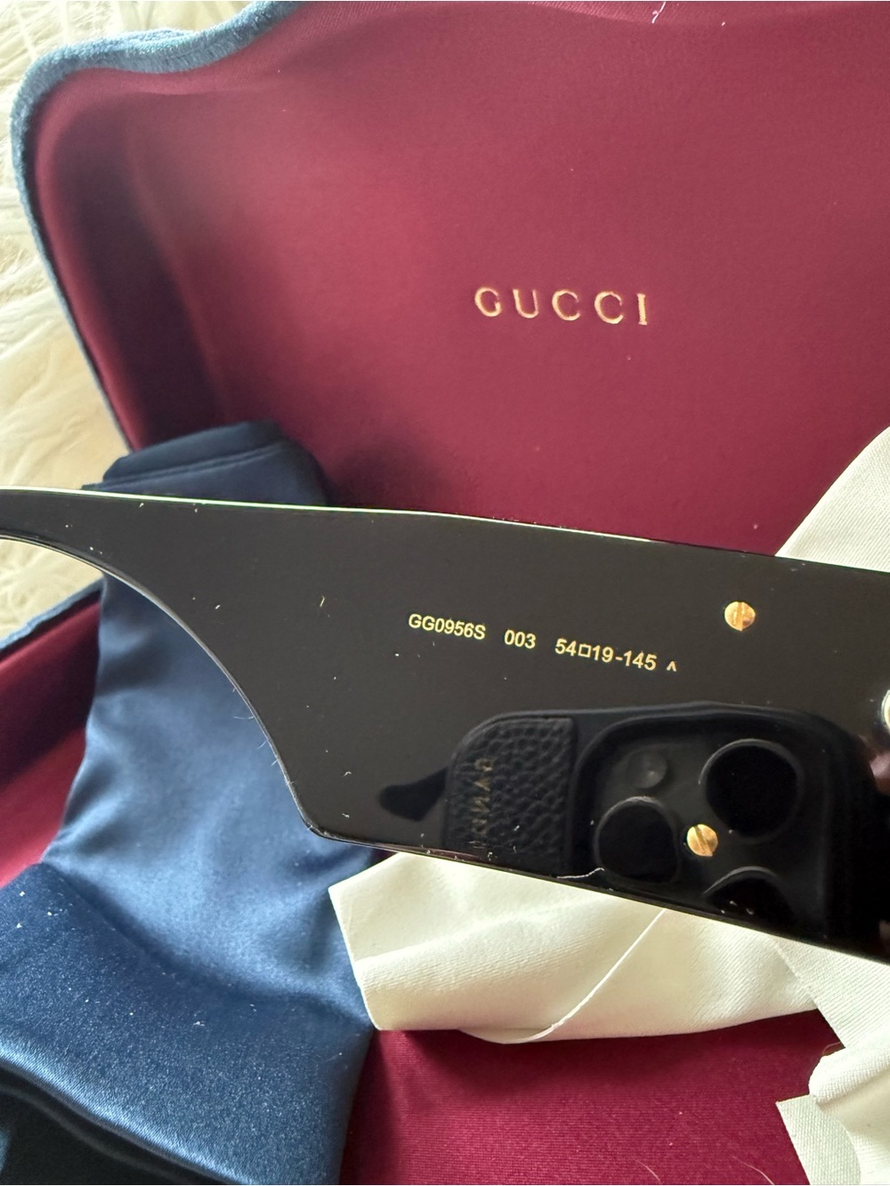 EUC, Ret. $500+ Gucci Oversized Rectangle Sunglasses, Black / Size 54-19-145 - Picture 6 of 11